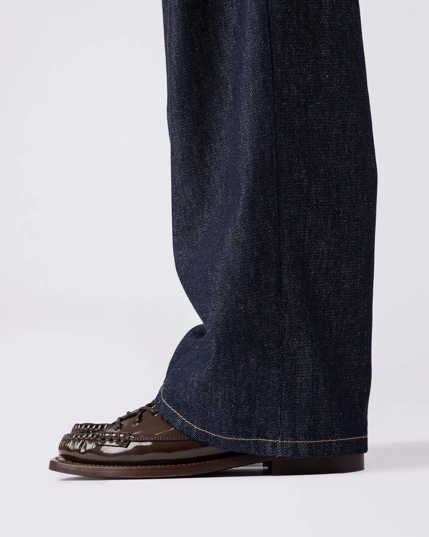 PRIEGO SQUARED GLOSSY